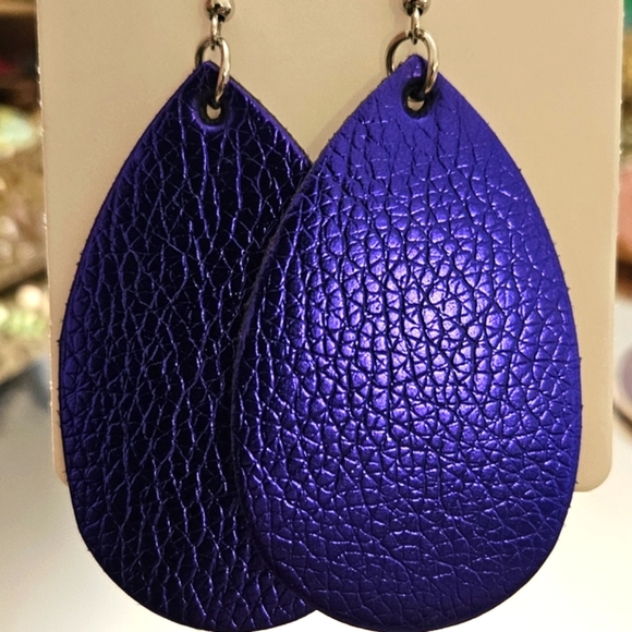 Blue Faux Leather Dangling Earrings - Picture 4 of 4